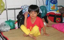 Con đường chông gai của bé gái ung thư