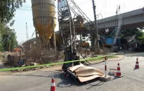 Sập cần cẩu, 3 người thiệt mạng