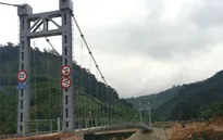 Quảng Bình: Bàn giao 10 cầu treo dân sinh trước mùa mưa bão