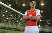HLV Wenger tin Gabriel Paulista sẽ sớm trở thành trụ cột của Arsenal