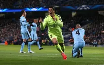 Man City 1-2 Barcelona: Suarez tỏa sáng, Barca đánh sập pháo đài Etihad