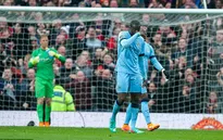 Aguero lập cú đúp, Man City vẫn thua thảm 2-4