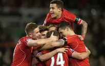 Đánh bại Newcastle, Liverpool đe dọa vị trí thứ 4 của Man City