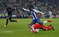 Porto 3-1 Bayern Munich: Hùm xám sập bẫy tại "chảo lửa" Dragao