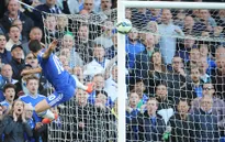 Lập đại công cho Chelsea, "người hùng" Hazard vẫn khiêm tốn