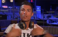 Cristiano Ronaldo nổi giận, bỏ phỏng vấn vì bị hỏi về Sergio Ramos