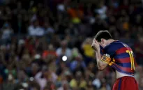 Barcelona đại thắng song Messi lại đá hỏng phạt đền