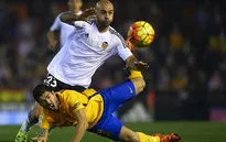 Hòa tiếc nuối Valencia, ngôi đầu của Barcelona lung lay dữ dội