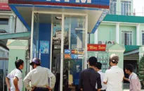 Bắt băng nhóm người Peru phá trụ ATM trộm tiền tỷ tại Khánh Hòa