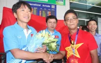 Olympic Việt Nam trở về trong tình yêu của người hâm mộ TP.HCM