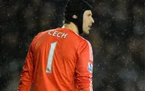 Petr Cech chính thức tới kiểm tra y tế ở Arsenal
