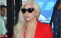 Lady Gaga gây ngạc nhiên với hình ảnh thanh lịch