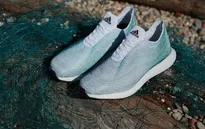 Adidas sản xuất giày từ rác thải đại dương tái chế