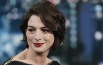 Anne Hathaway hâm mộ Kim Kardashian?