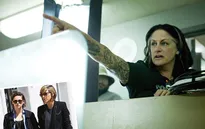 Mẹ Kristen Stewart bị gài bẫy?