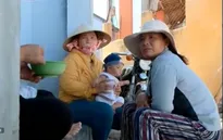 Nghị lực phi thường của người phụ nữ vùng biển Khánh Hòa