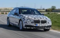 BMW 7-Series thế hệ mới với tính năng đỗ xe tự động
