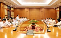 Bộ Chính trị làm việc với các đảng bộ trực thuộc TƯ về chuẩn bị Đại hội