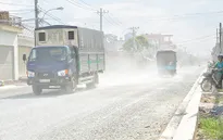 Đồng Nai: Dân khốn khổ vì bụi đường