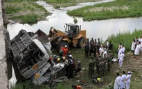 Tai nạn xe buýt nghiêm trọng tại Trung Quốc do mất lái