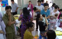Quá tải trầm trọng tại các bệnh viện nhi TP.HCM