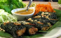 Bò cuốn lá lốt - Món ăn đường phố nổi tiếng tại TP. Hồ Chí Minh