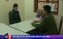Bắc Kạn: Chạy xe máy quá tốc độ, đâm gẫy chân CSGT
