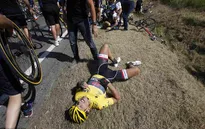 Tai nạn kinh hoàng tại Tour de France thay đổi cục diện sau chặng 3