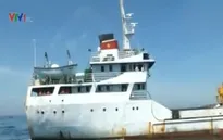 Cảnh sát biển và hải quân liên tiếp cứu nhiều ngư dân bị nạn