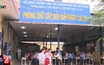 Đổi giấy phép lái xe tại TP.HCM: “Cò” vây tứ phía
