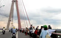 Cứu sống nam thanh niên nhảy cầu Cần Thơ tự tử