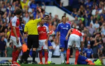 Điểm nhấn derby London: Arsenal tự thua kình địch Chelsea vì thẻ phạt