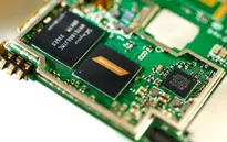2015: Sony ra mắt nhiều smartphone dùng chip MediaTek
