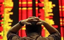 Giá dầu giảm, chứng khoán toàn cầu chìm trong sắc đỏ