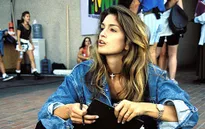 Phối đồ denim đơn giản mà “chất” như Cindy Crawford