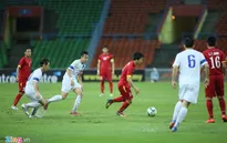 Công Phượng sút penalty kiểu Panenka nâng tỉ số lên 6-0
