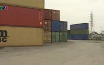 Giải tỏa hàng hóa tồn đọng tại các cảng biển - Khó!