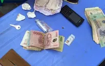 CSGT vây bắt đối tượng tàng trữ ma túy giữa đường phố Hà Nội