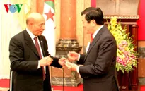 Chủ tịch nước Trương Tấn Sang tiếp Chủ tịch Quốc hội Algeria