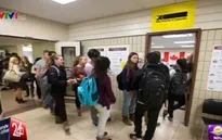 Cử tri Canada bắt đầu đi bỏ phiếu sớm