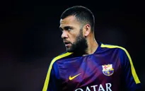 Alves chỉ "dọa" ra đi nhằm gây áp lực với Barcelona?