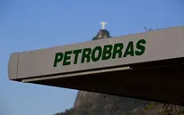 Petrobras trở thành hãng dầu nợ nhiều nhất thế giới