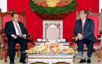 Đồng chí Lê Hồng Anh tiếp Phó Chủ tịch nước Lào