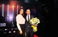 Trương Ngọc Ánh tặng hoa mừng vai diễn mới của Trần Bảo Sơn