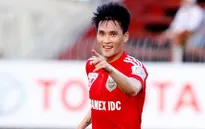 Công Vinh "nổ súng", Bình Dương trở lại ngôi đầu