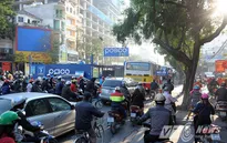 Hà Nội: Xây dựng đường sắt đô thị, dân khổ vì ùn tắc