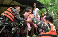 Philippines sơ tán người dân tránh bão Noul