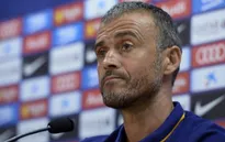 HLV Enrique lý giải nguyên nhân khiến Barcelona thua 4 bàn không gỡ
