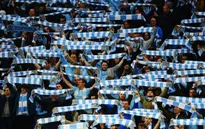 HLV Pellegrini 'chống lưng' cho CĐV Man City tiếp tục chế giễu UEFA
