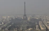 Pháp: Cảnh báo ô nhiễm không khí tại Paris